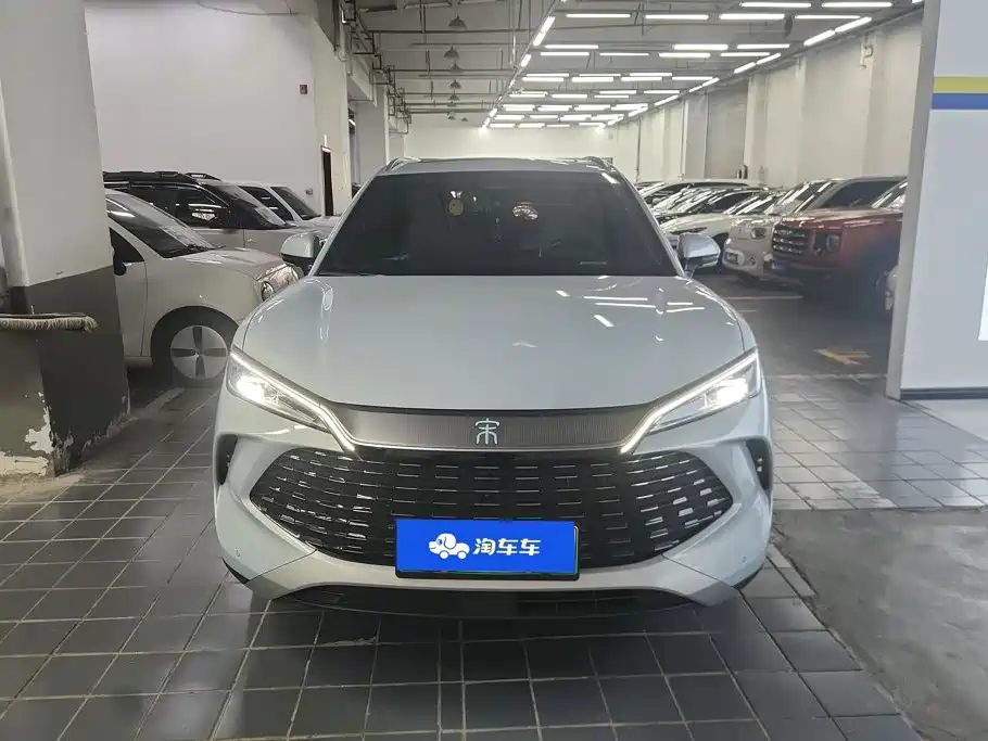 BYD L DM-i — миниатюра 2