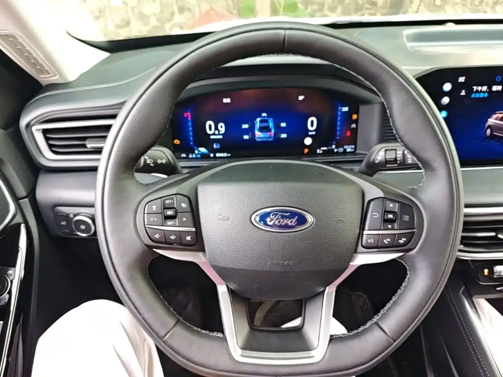 Ford Explorer — миниатюра 11