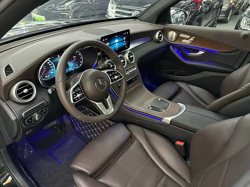 Mercedes-Benz GLC 2020 GLC 300 L 4MATIC Luxury