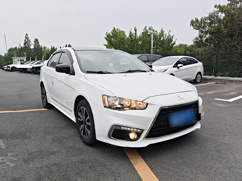 Mitsubishi Lancer EX — миниатюра 4