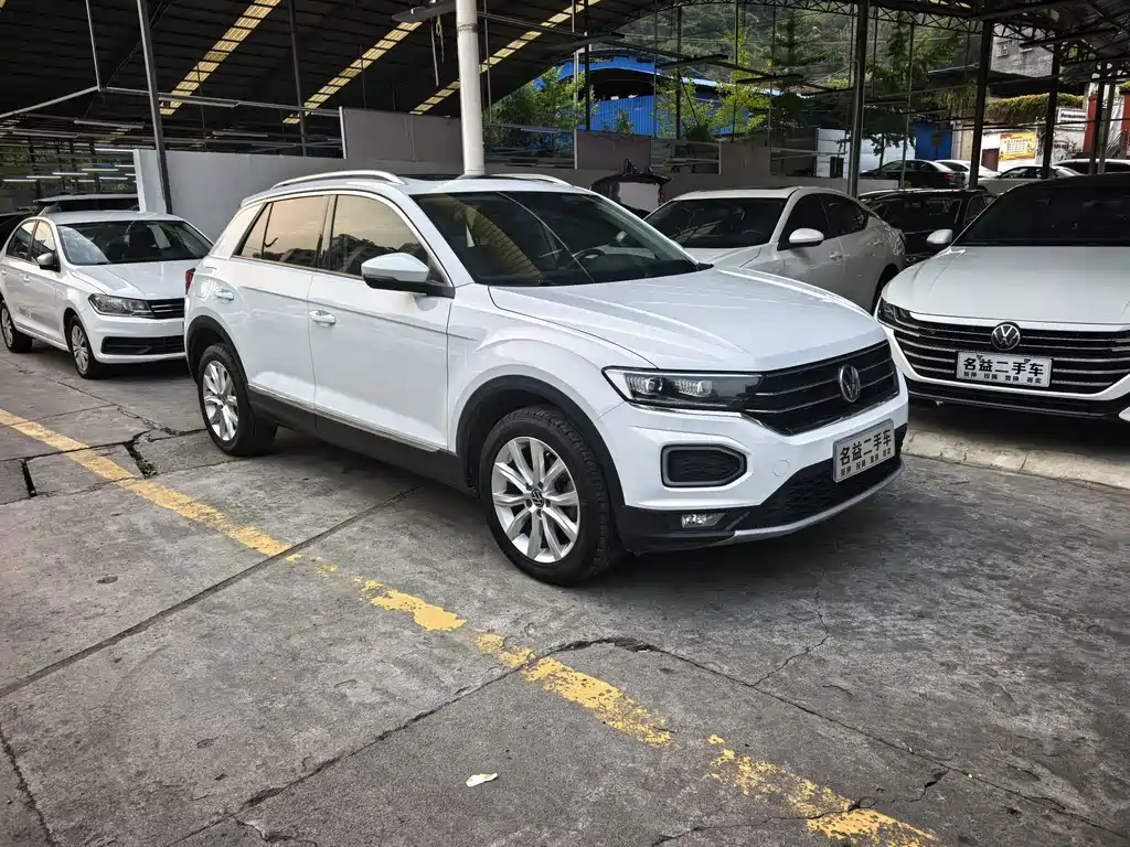 Volkswagen T-Roc — миниатюра 3