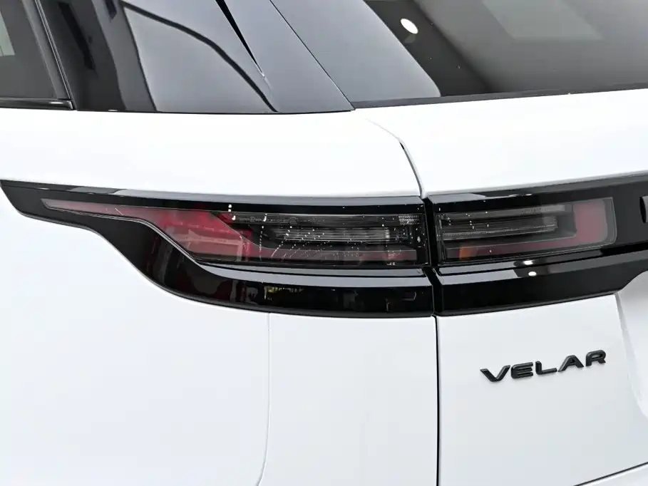 Land Rover Velar — миниатюра 9
