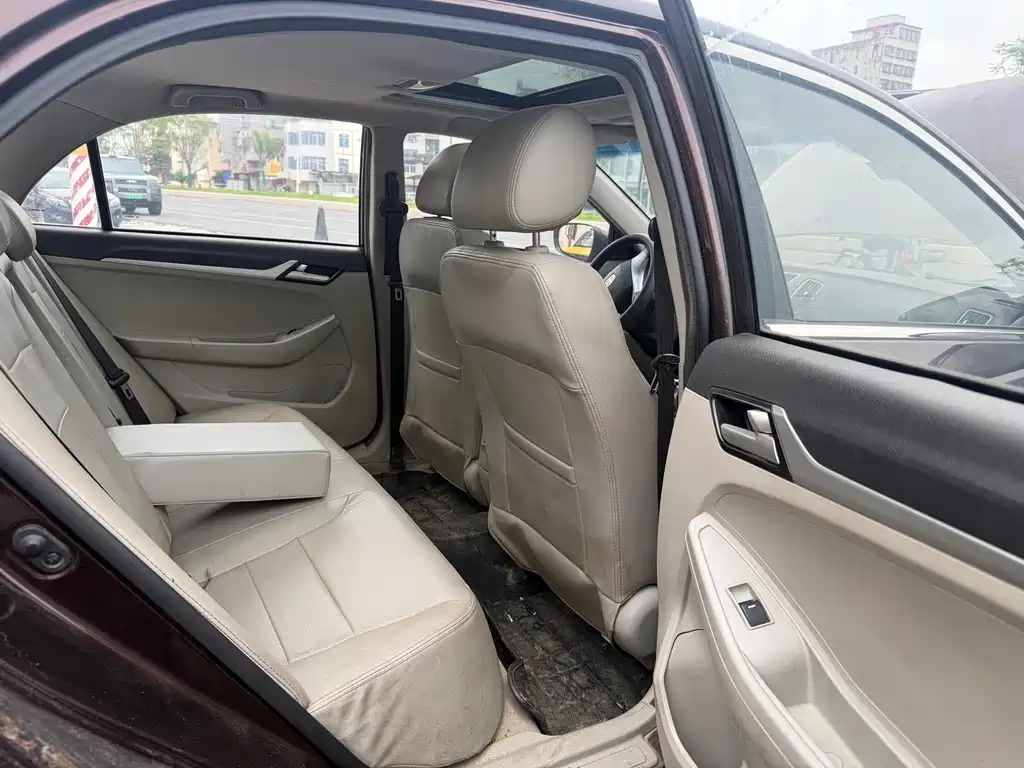 Geely Vision — миниатюра 10