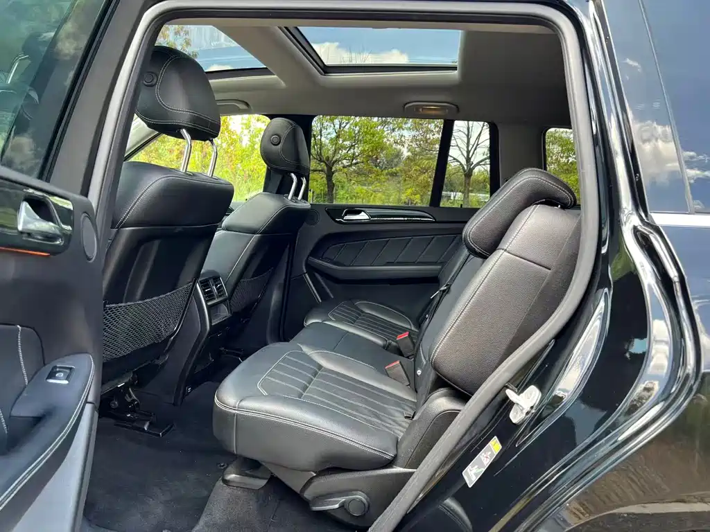 Mercedes-Benz GL-Class — миниатюра 11