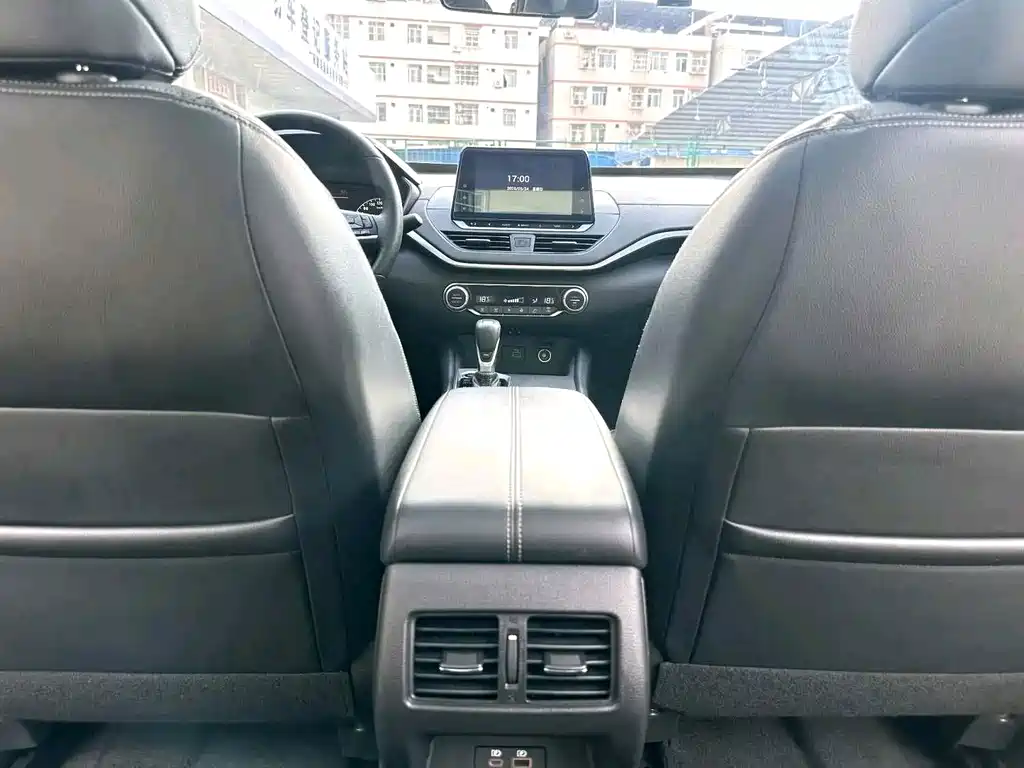 Nissan Teana — миниатюра 11