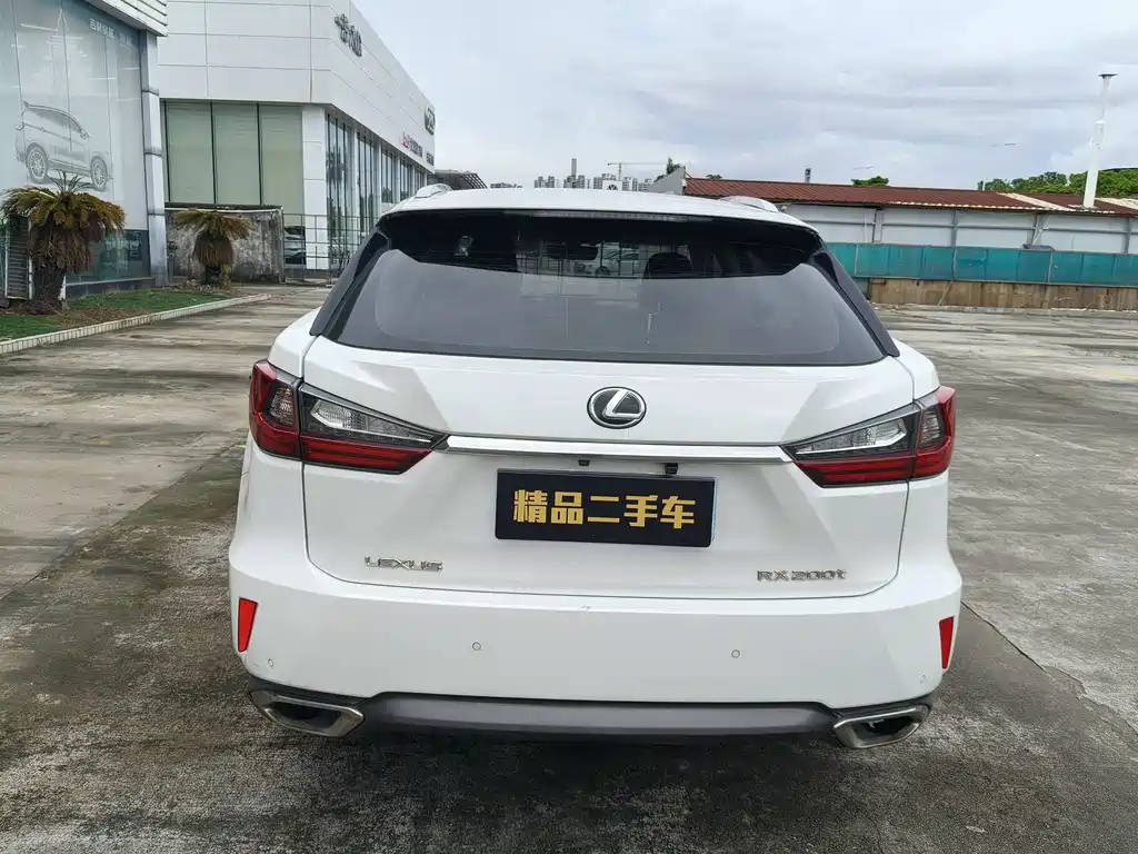 Lexus RX — миниатюра 5
