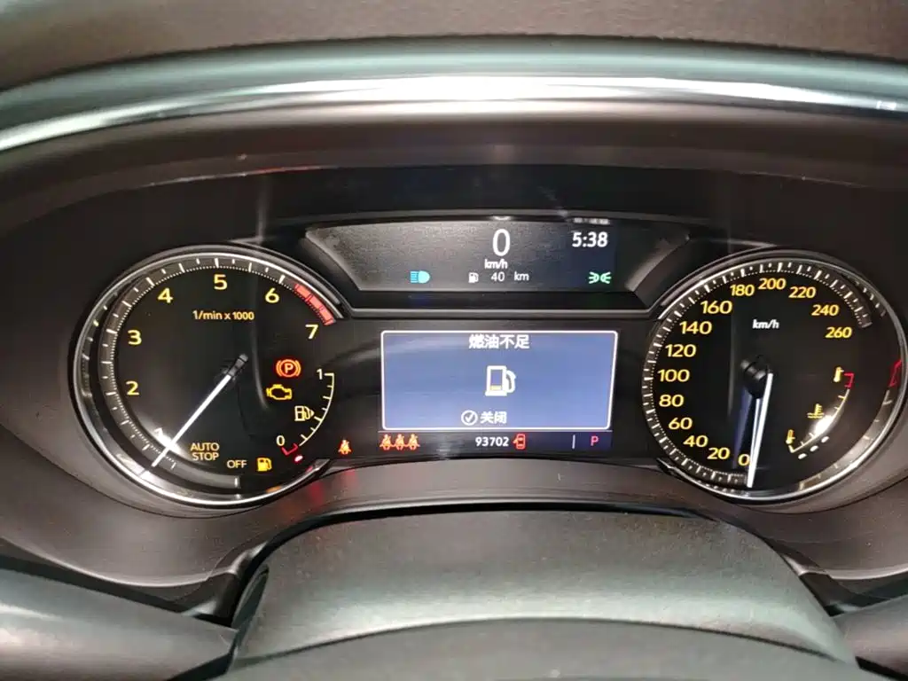 Cadillac CT5 — миниатюра 12
