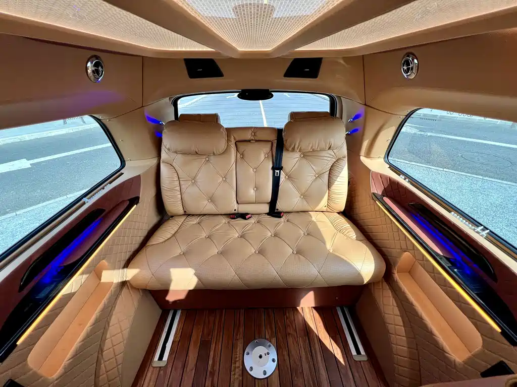 Mercedes-Benz V-Class — миниатюра 12