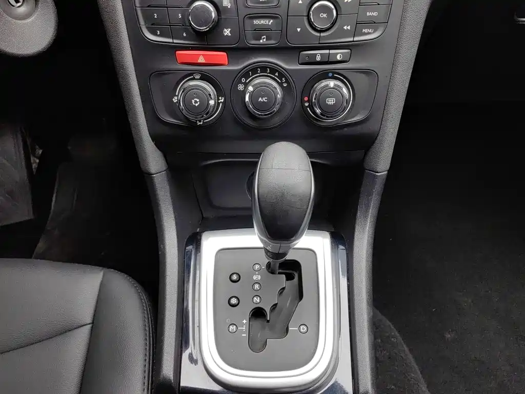 Citroen C4L — миниатюра 13