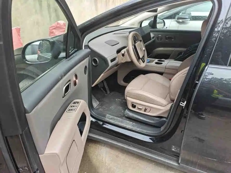 Li Auto Li i8 — миниатюра 3