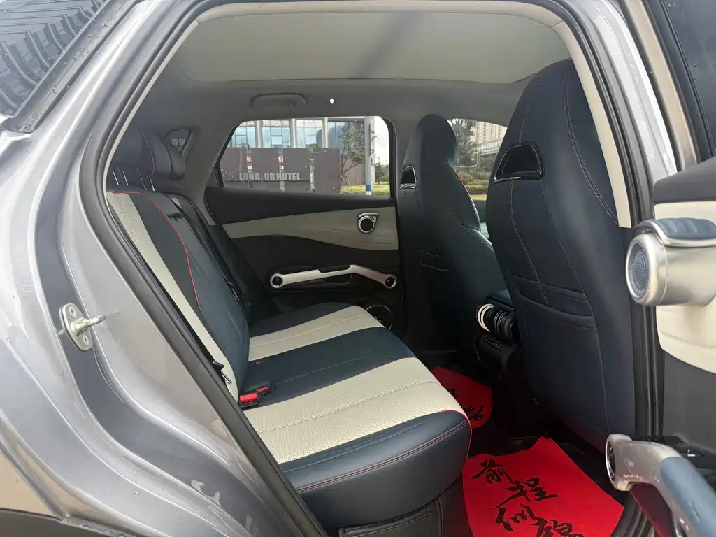 BYD Yuan Plus — миниатюра 8