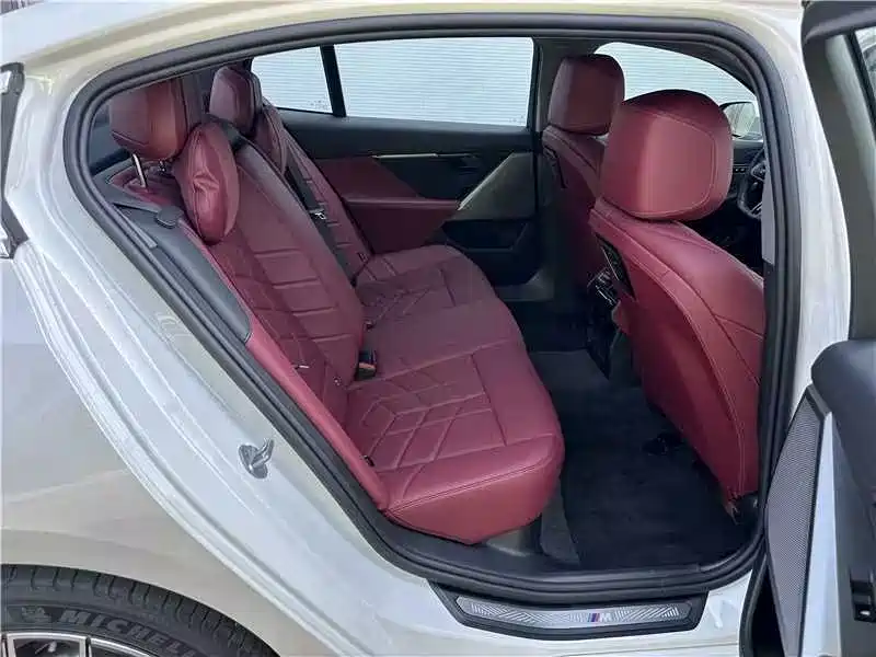 BMW i5 — миниатюра 5