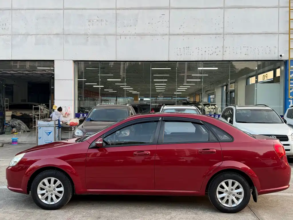 Buick Excelle — миниатюра 2