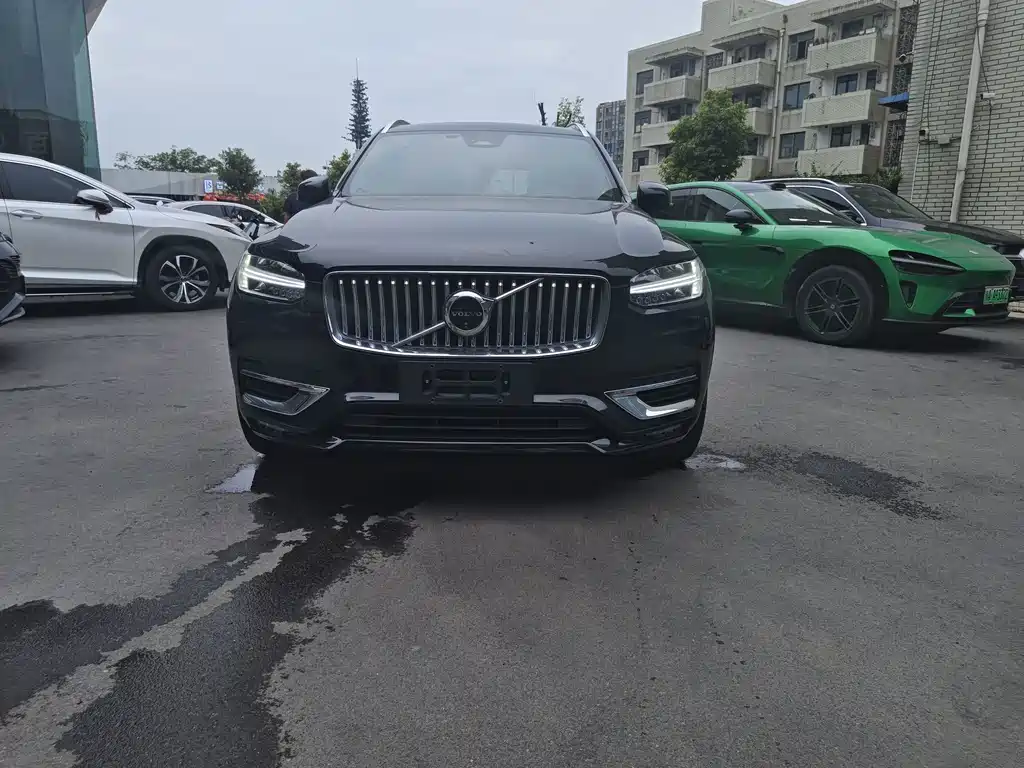 Volvo XC90 — миниатюра 2