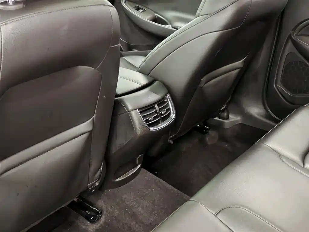 CHEVROLET MAI RUIBAO XL