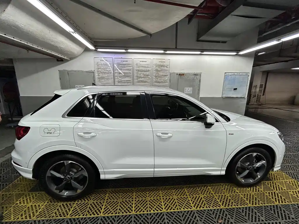 Audi Q3 2022 35 TFSI Fashion