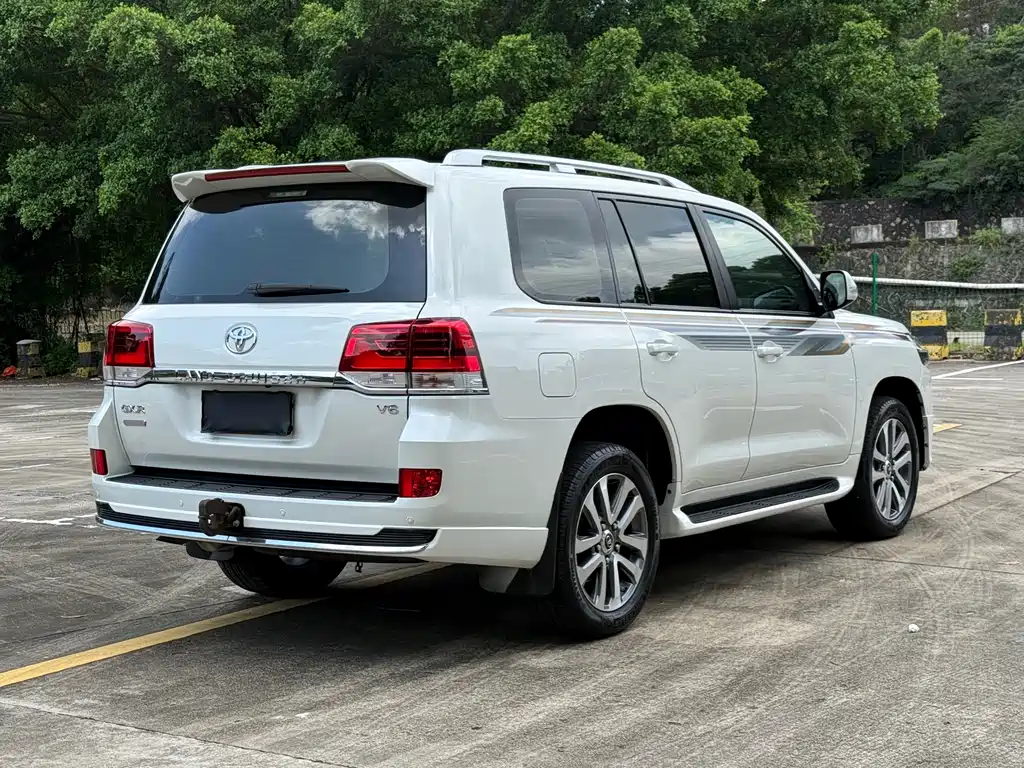 Toyota Land Cruiser 2019 4.0L GX-R