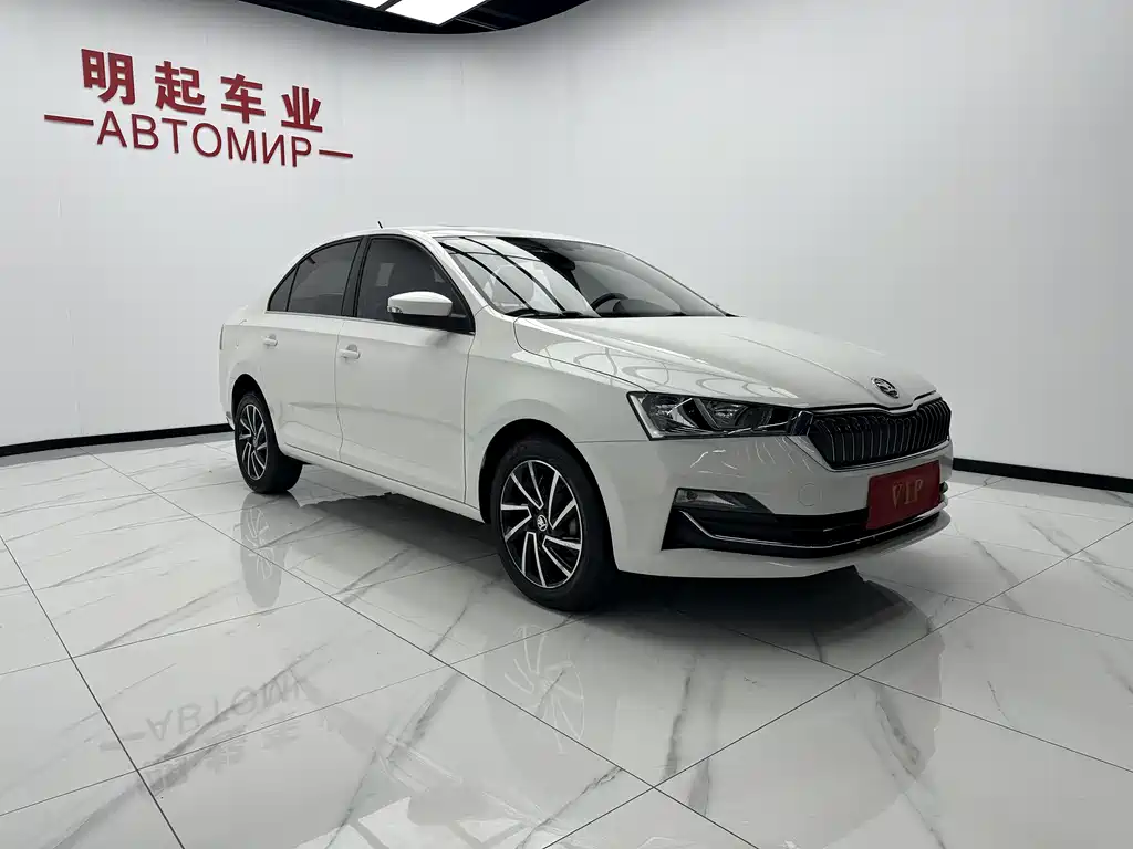 Skoda Rapid 2022 1.5L AT