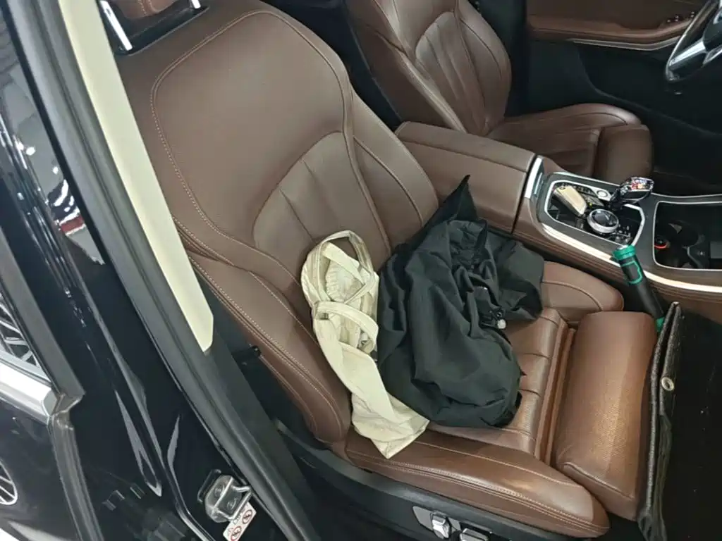 BMW X5 (Import) — миниатюра 25