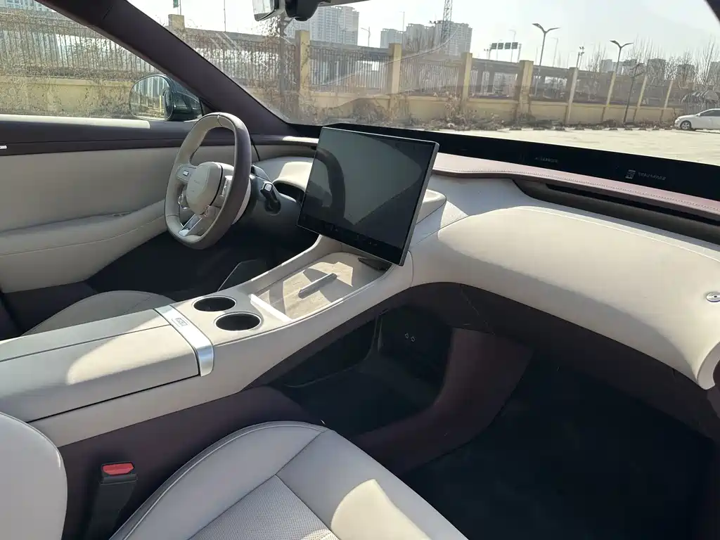 XIAOMI CAR XIAOMI YU7