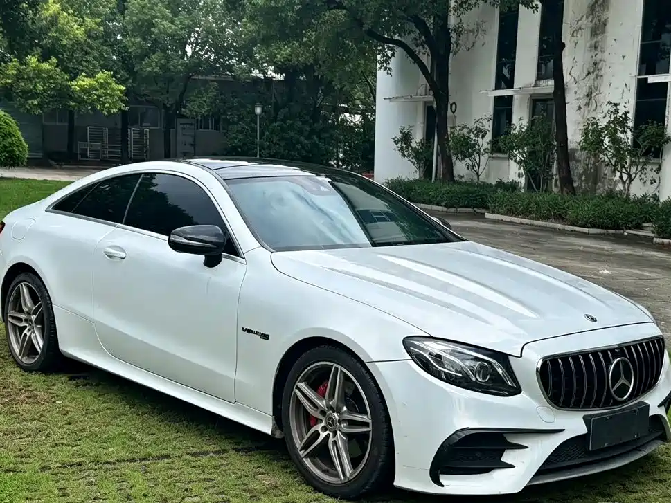 Mercedes-Benz E-Class (Import) — миниатюра 2
