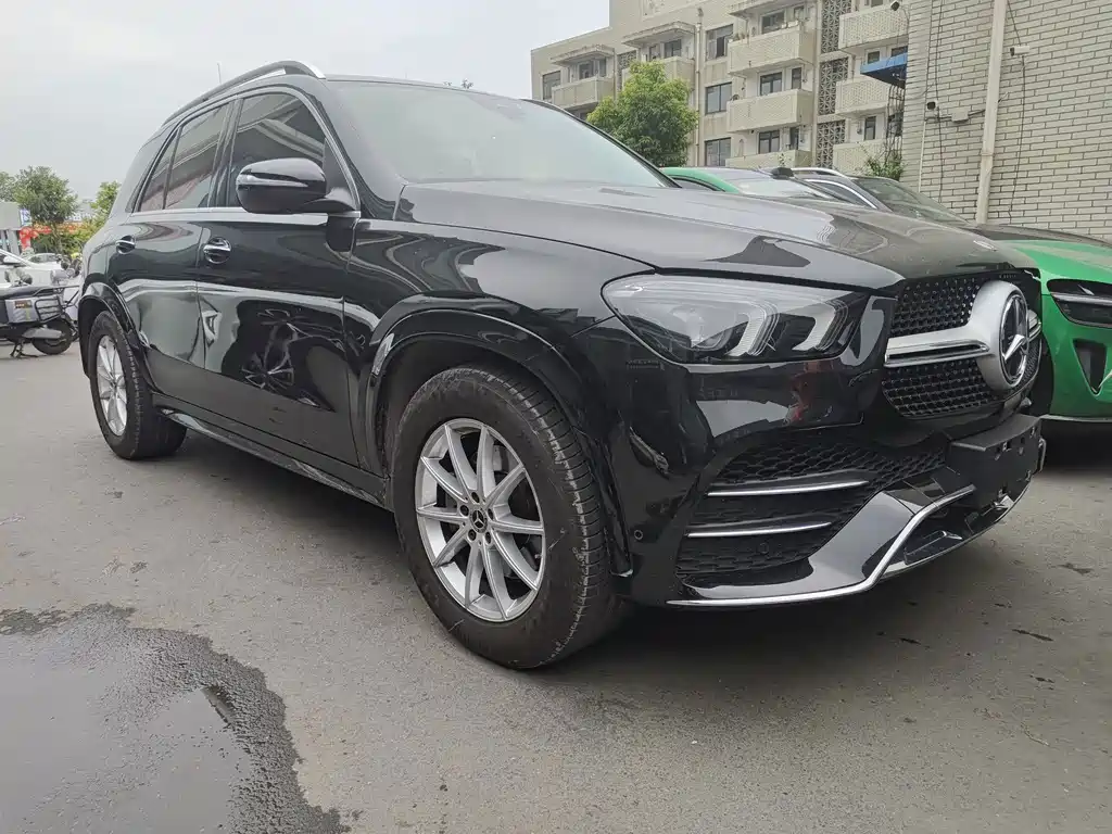 Mercedes-Benz GLE (Import) — миниатюра 2