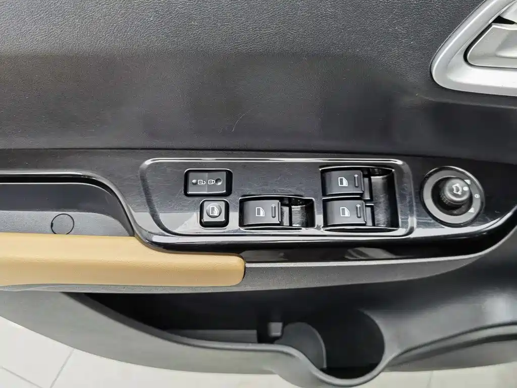 Jinbei Jinbei F50 — миниатюра 9