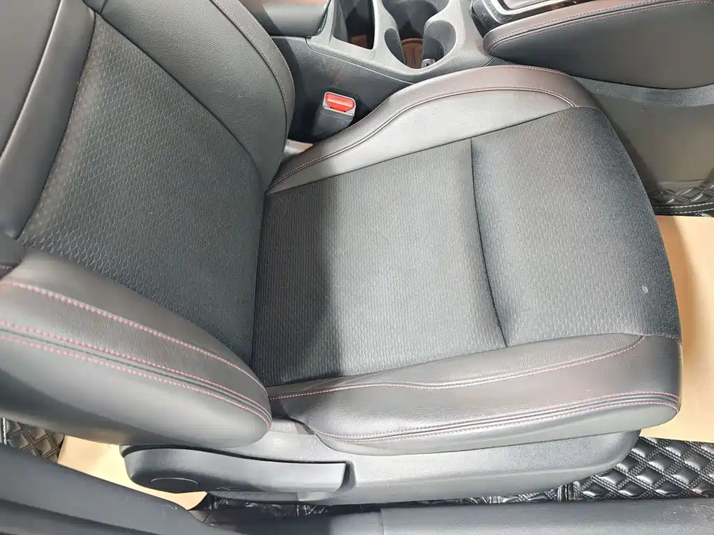 Nissan Qashqai — миниатюра 10