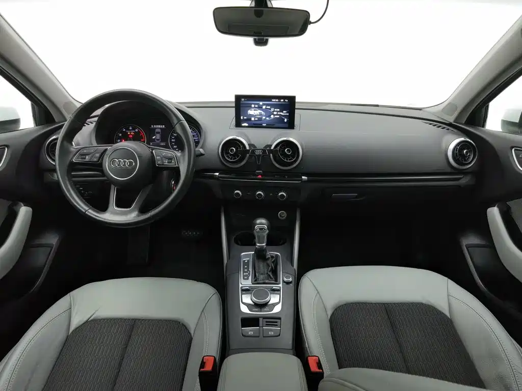 Audi A3 — миниатюра 5