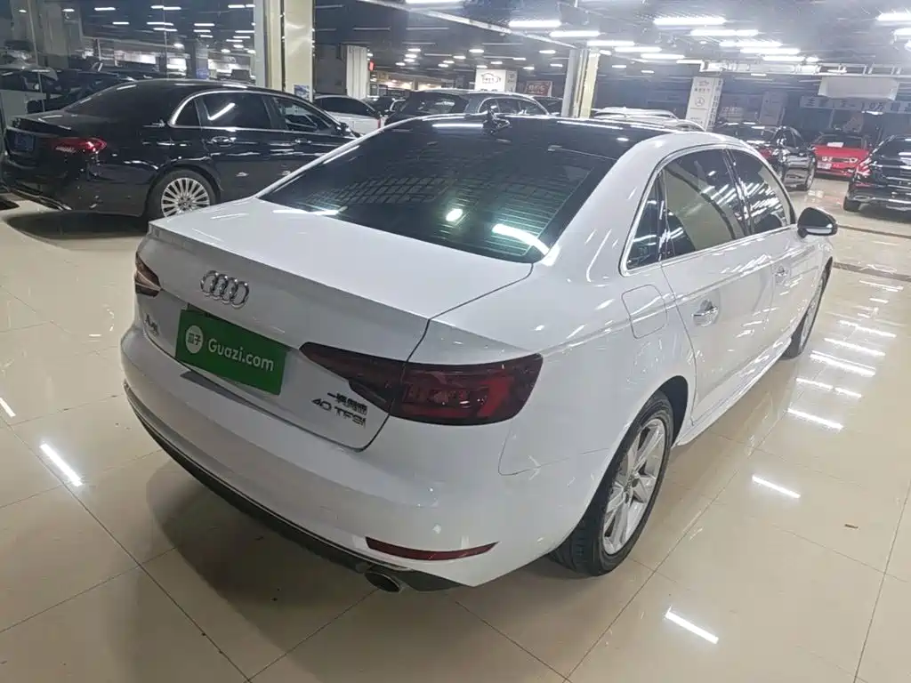 Audi A4L — миниатюра 7