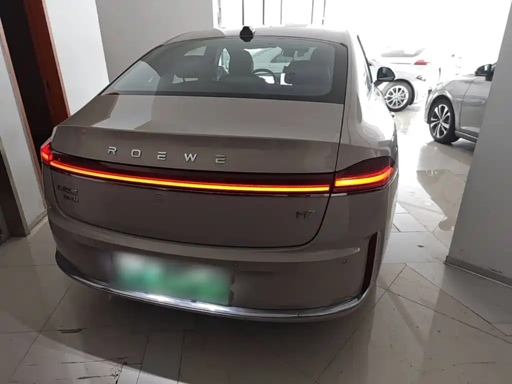 Roewe M7 DMH — миниатюра 6