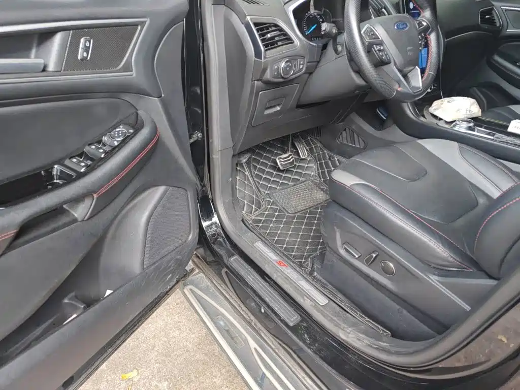 Ford Edge — миниатюра 12