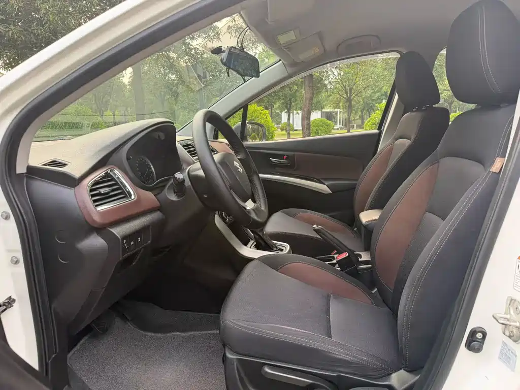 Suzuki Vitara — миниатюра 3