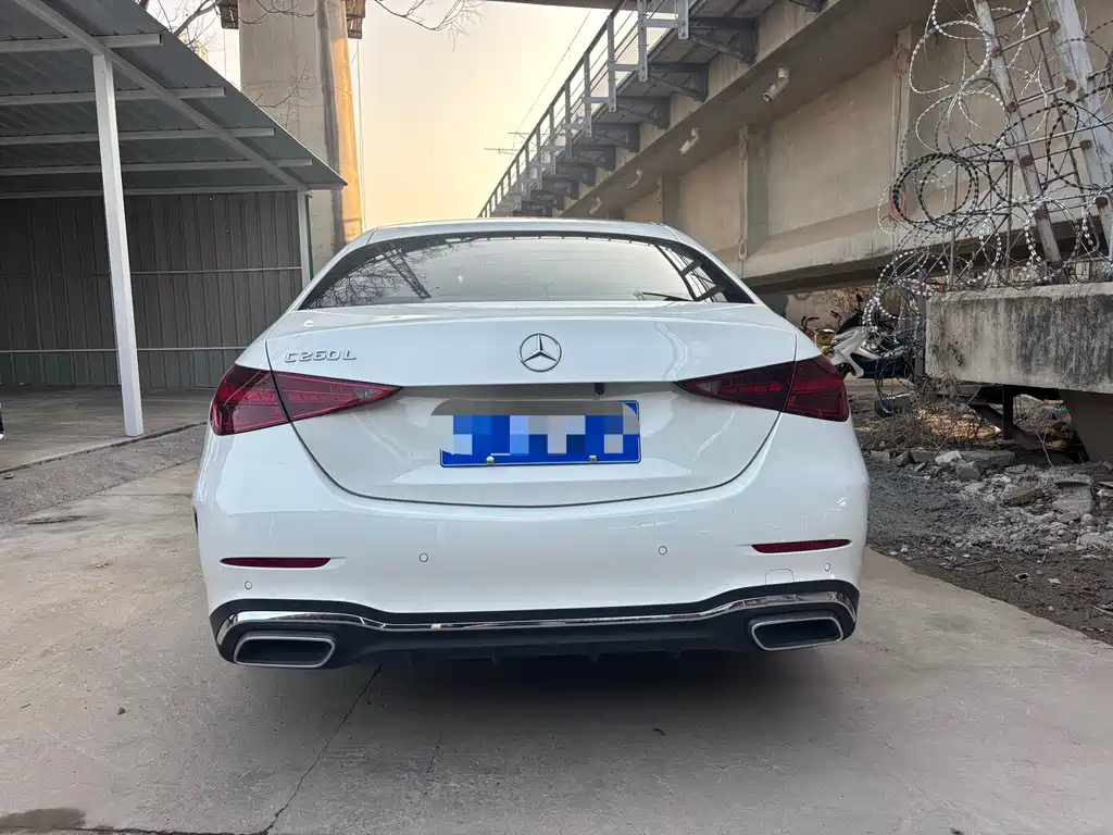 MERCEDES-BENZ C CLASS