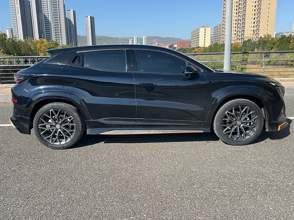 Changan UNI-T — миниатюра 6