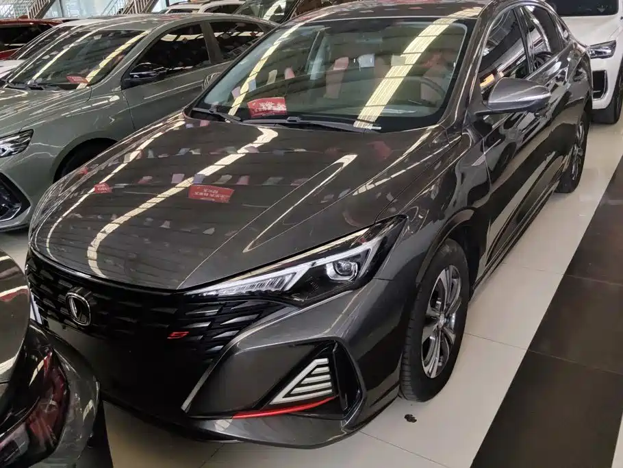 Changan Eado — миниатюра 2