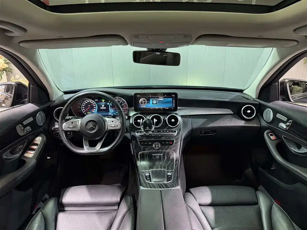 Mercedes-Benz C-Class — миниатюра 6