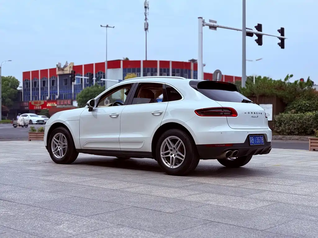 Porsche Macan 2016 Macan S 3.0T