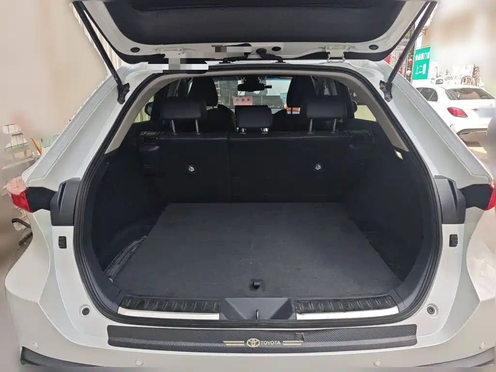 Toyota Harrier — миниатюра 20