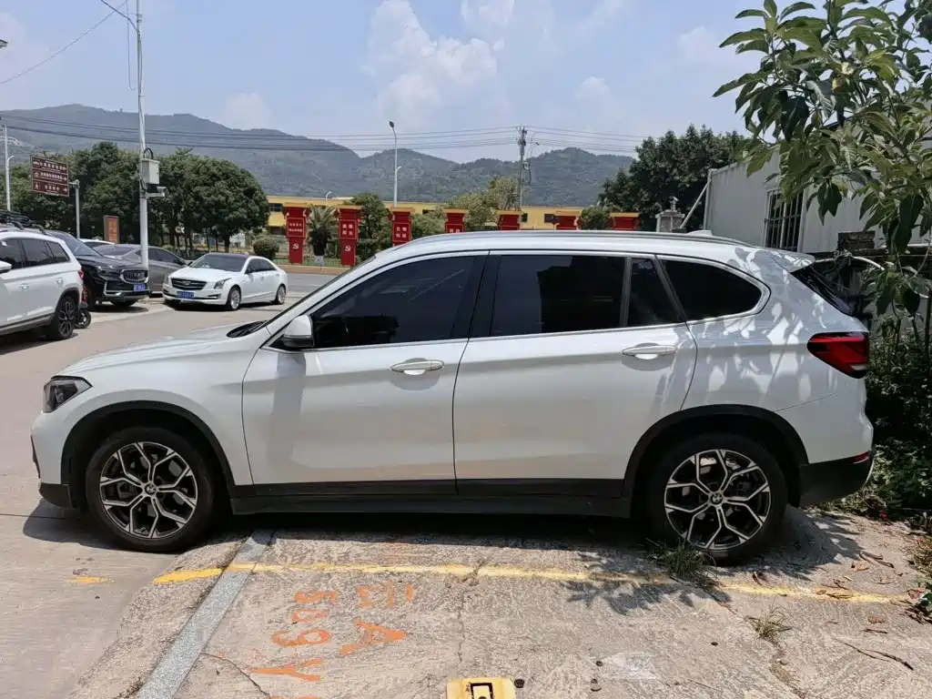 BMW X1 — миниатюра 4