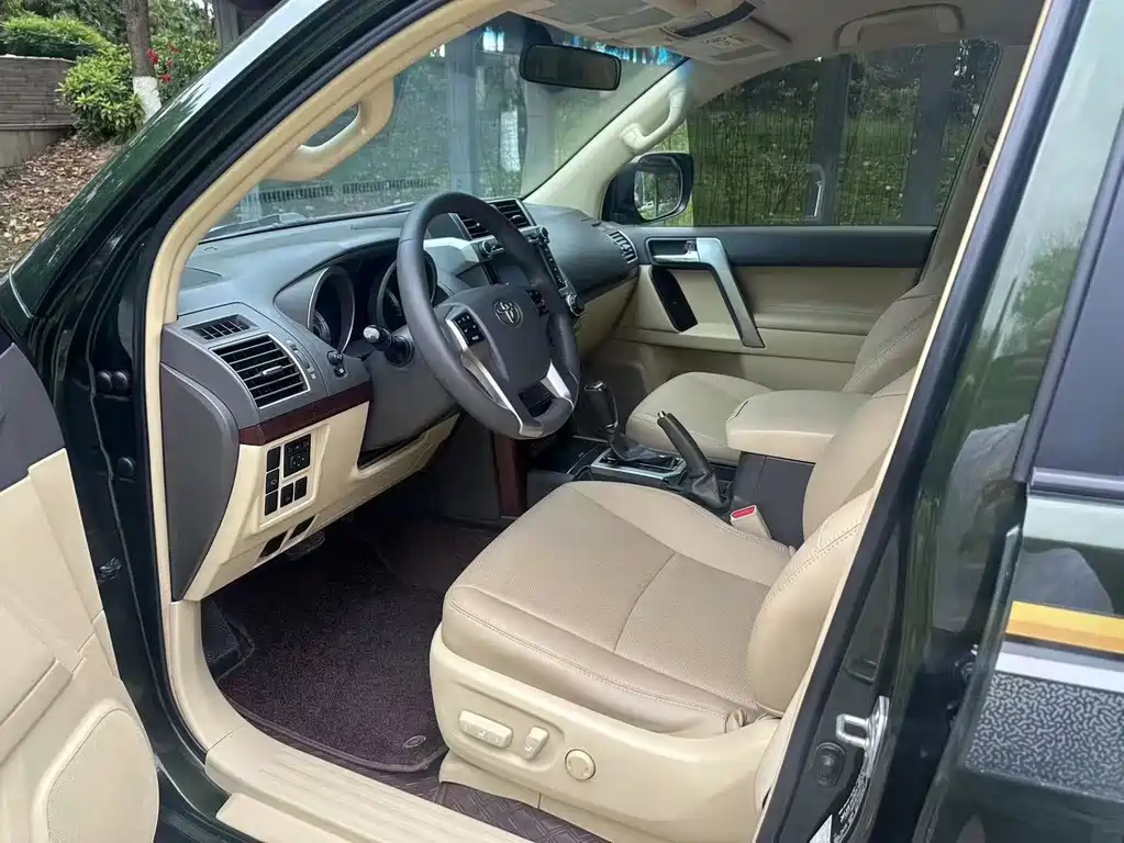 Toyota Land Cruiser Prado 2015 2.7L