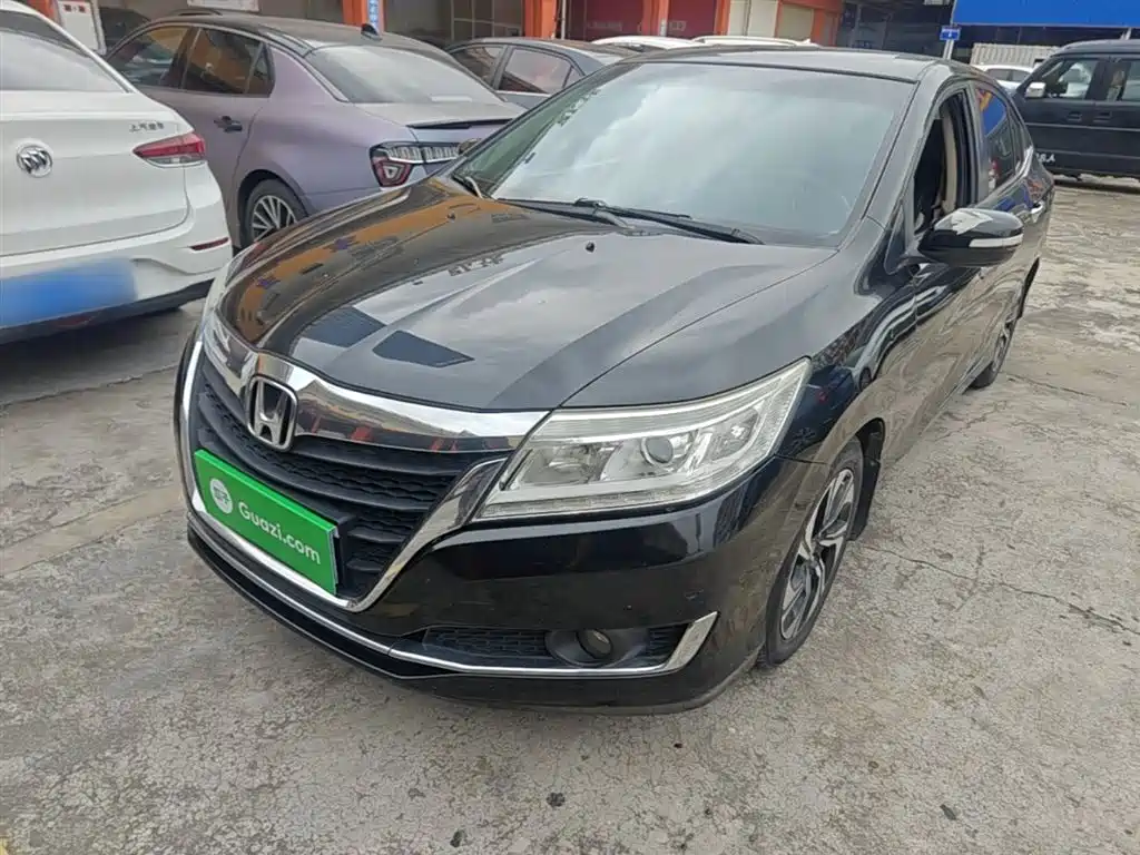 Honda Crider 2017