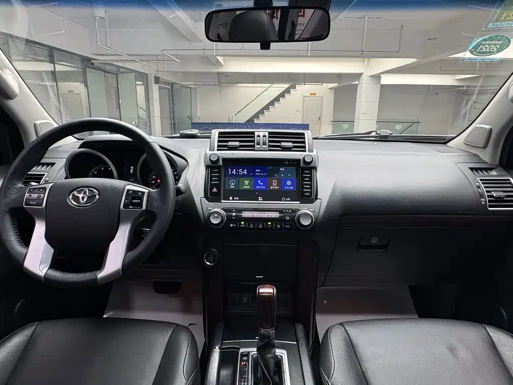 Toyota Land Cruiser Prado 2016 3.5L AT TX-L