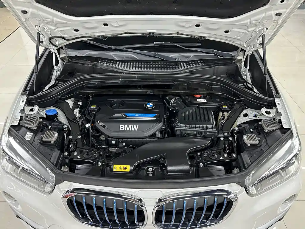 BMW X1 New Energy — миниатюра 9