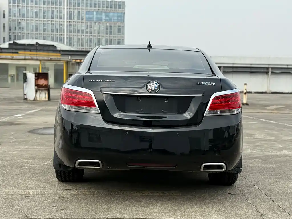 Buick LaCrosse — миниатюра 5