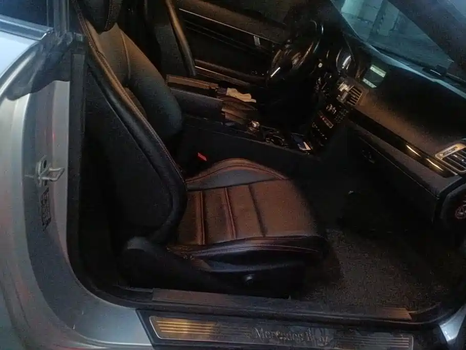 Mercedes-Benz E-Class (Import) — миниатюра 8
