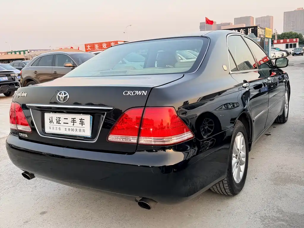 Toyota Crown 2005 3.0L Royal Saloon