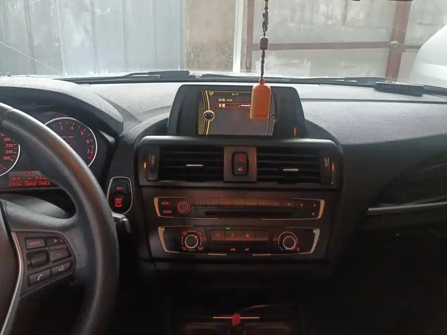 BMW 1 Series (Import) — миниатюра 13