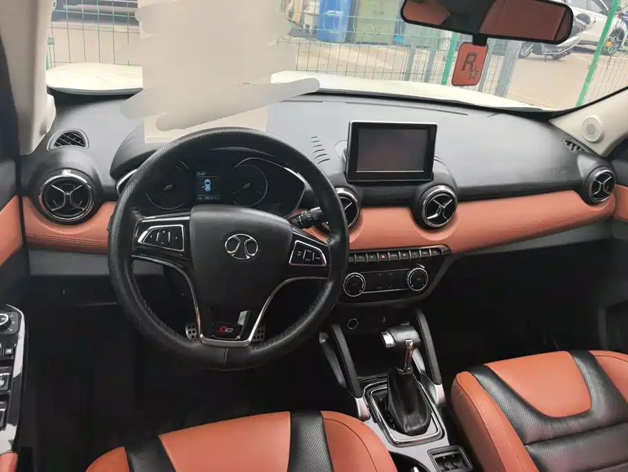 BAIC Senova X35 — миниатюра 12