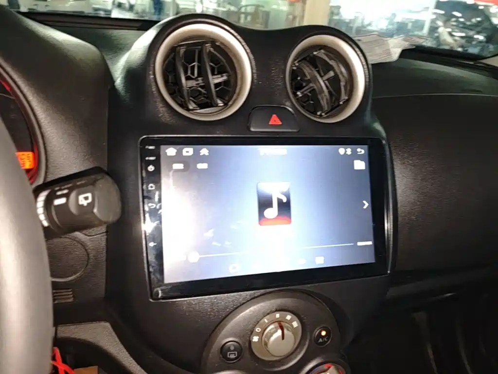 Nissan March — миниатюра 13